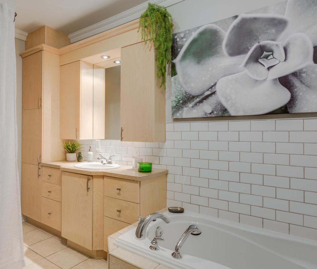 Condo Entre Ville Et Nature 2 梅戈格 外观 照片